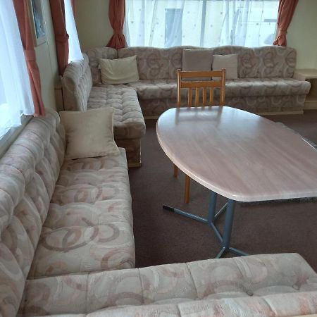 Holiday Home In Lyons Robin Hood Holiday Park Meliden 外观 照片