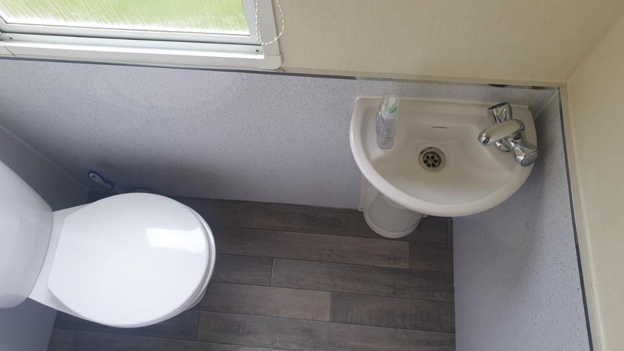 Holiday Home In Lyons Robin Hood Holiday Park Meliden 外观 照片